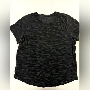 Lululemon Womens Rise and Run Short Sleeve T-Shirt